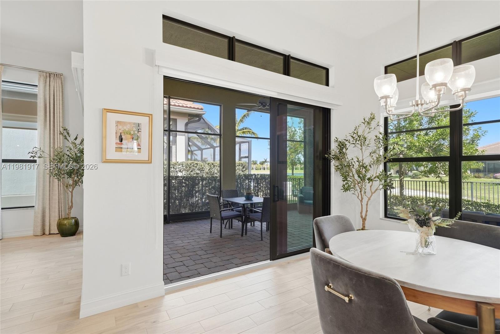 PARKLAND ROYALE - Residential