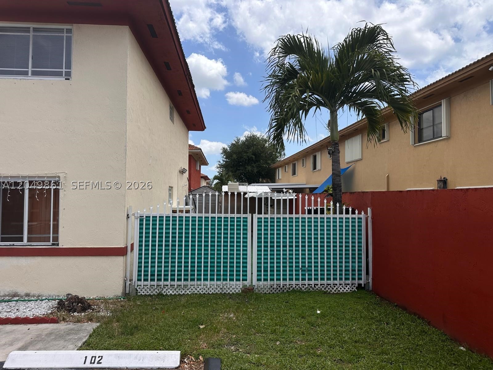 11053 W Okeechobee Rd 102