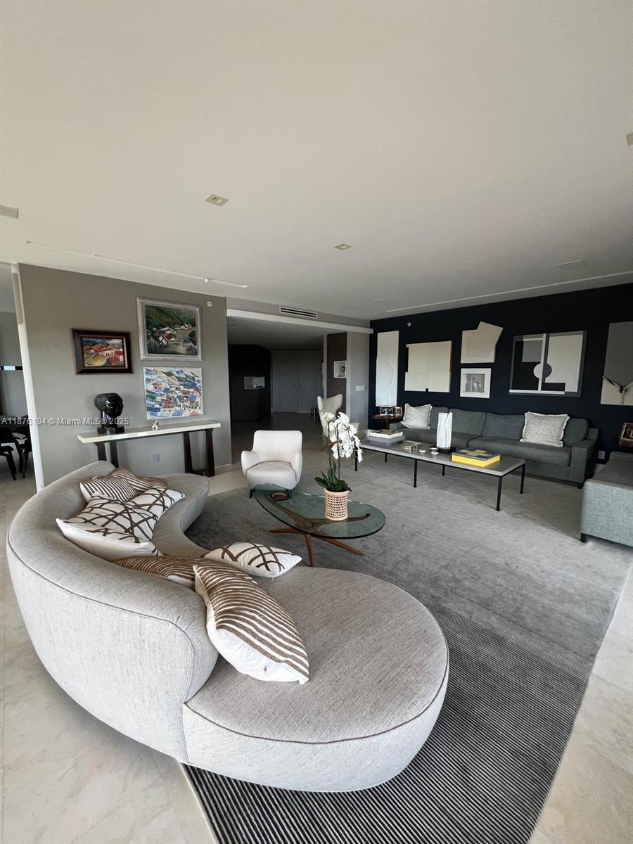 13635 Deering Bay Dr 243