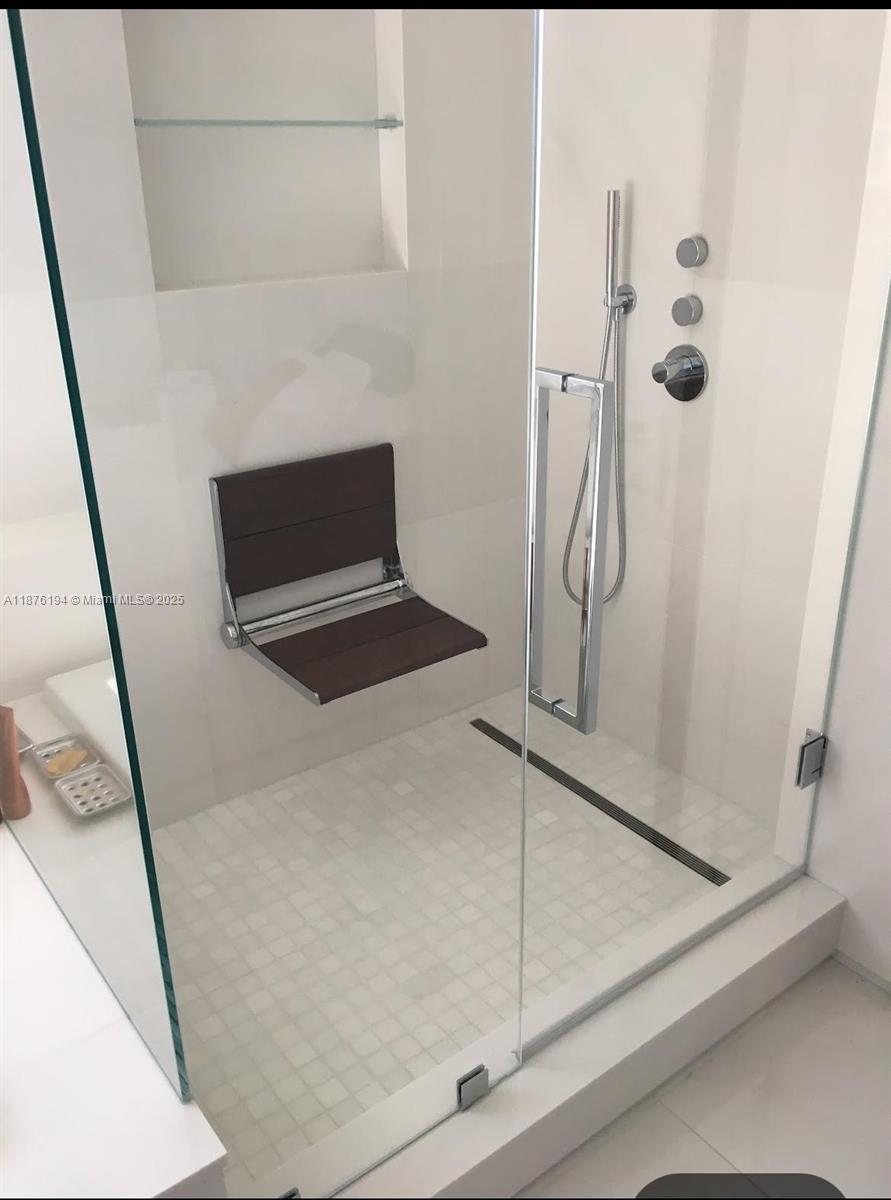 DEERING BAY CONDO II - Residential