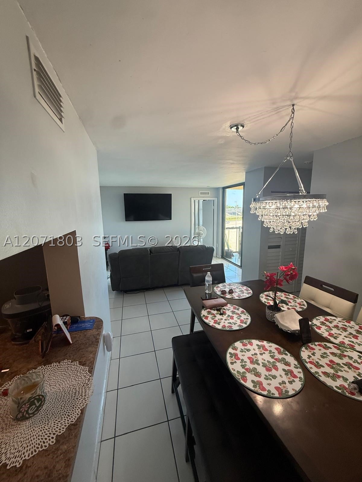 11790 SW 18th St 520-3
