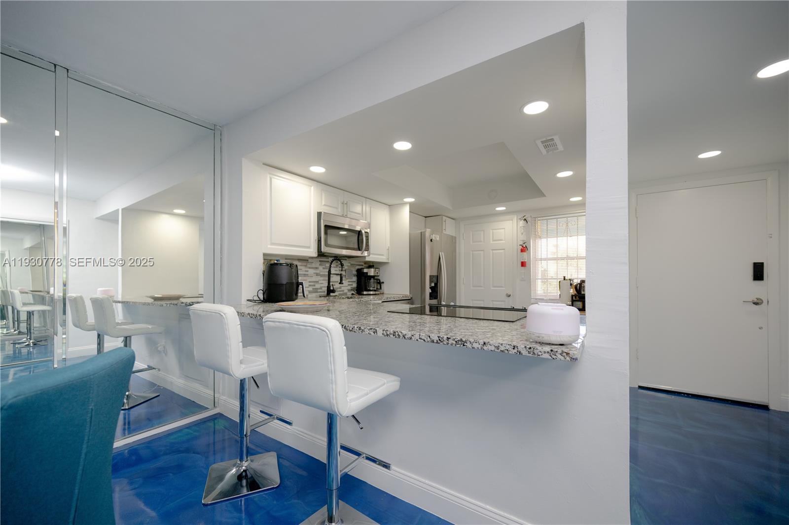 SECOND MOORINGS CONDO - Residential