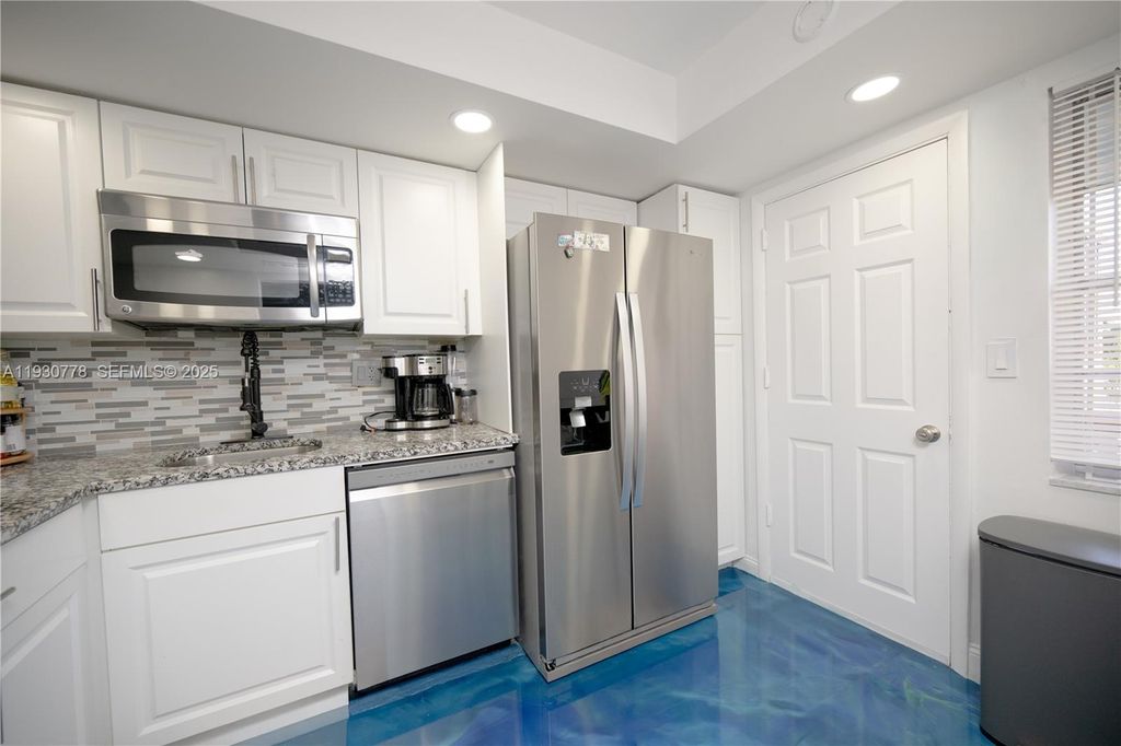 Photo of 1551 NE Miami Gardens Dr #225, Miami, FL 33179 (MLS # A11930778)