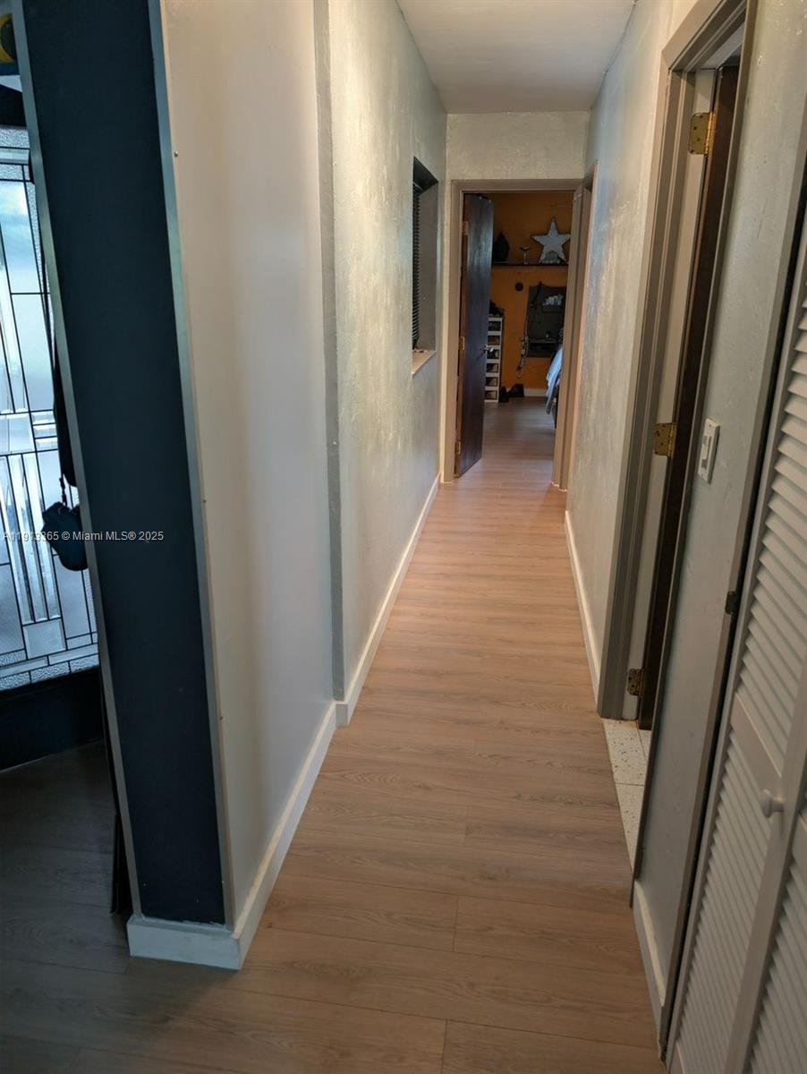 W MIAMI SHORES SEC B - Residential