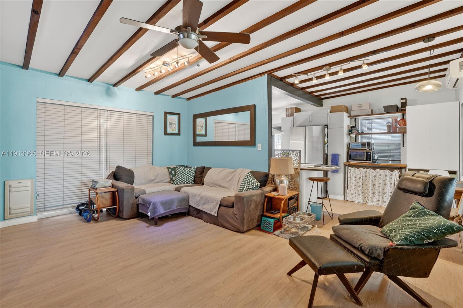 W MIAMI SHORES SEC B - Residential