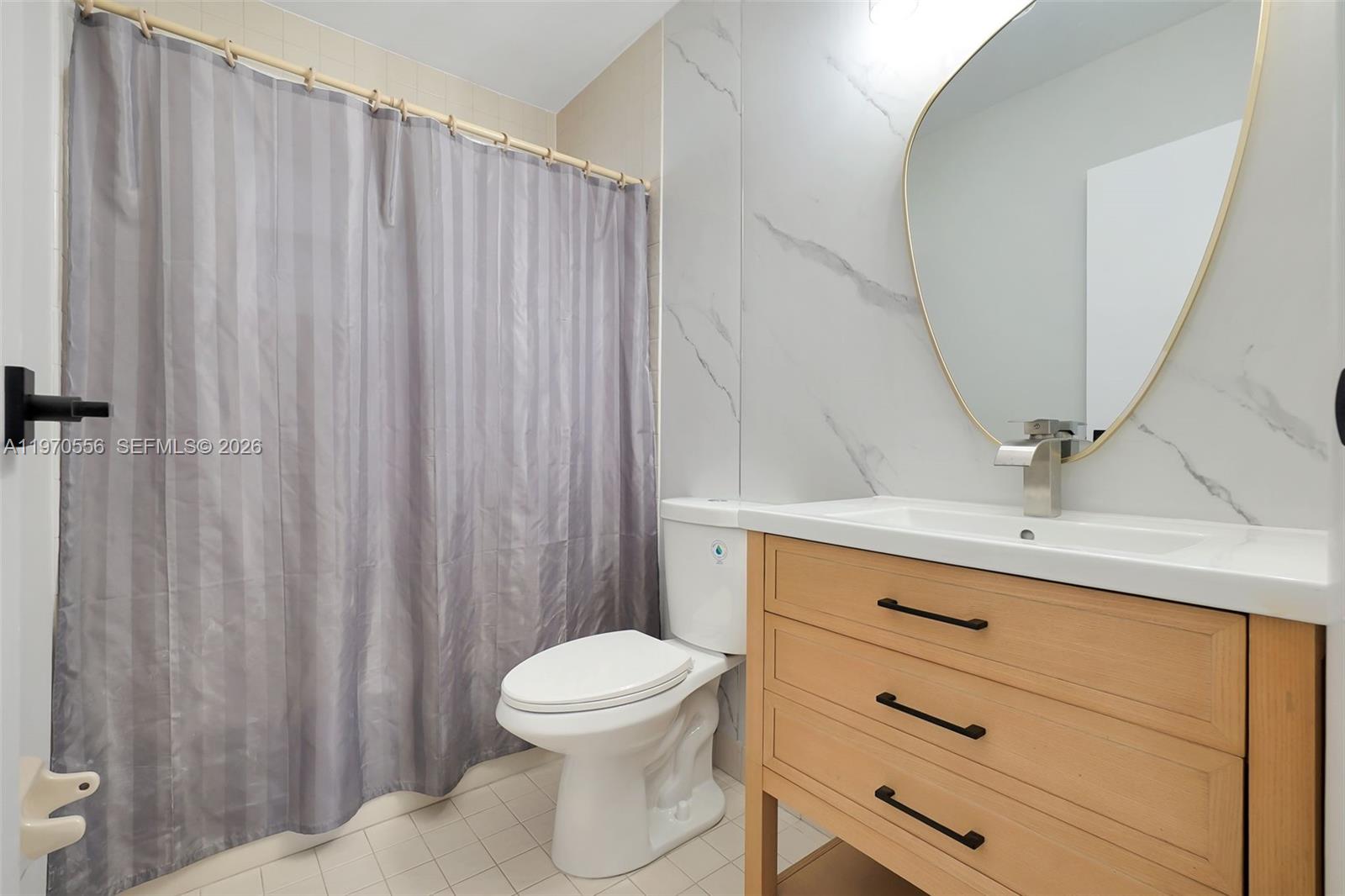 TWIN LAKES HOMES SEC 4 - Residential