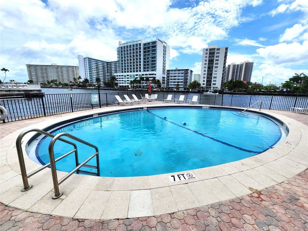 Photo of 2895 NE 32nd St #203, Fort Lauderdale, FL 33306 (MLS # A11801229)