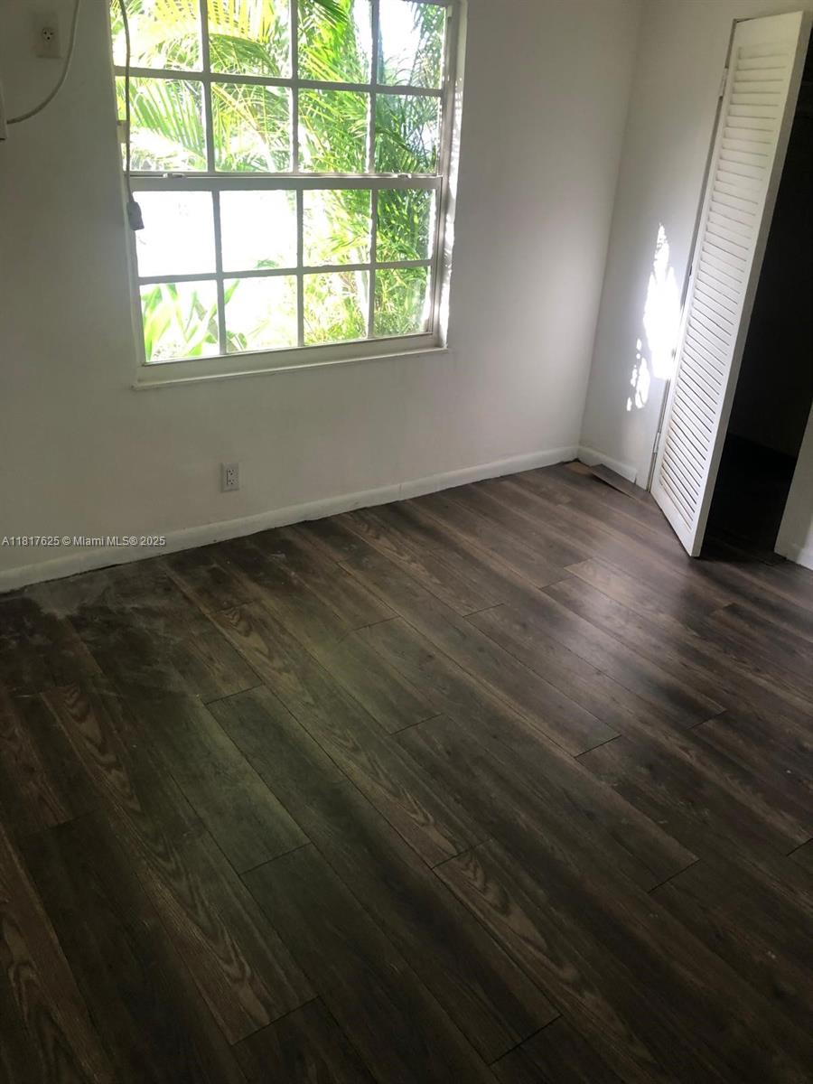 NORTH HOLLYWOOD - Residential Lease