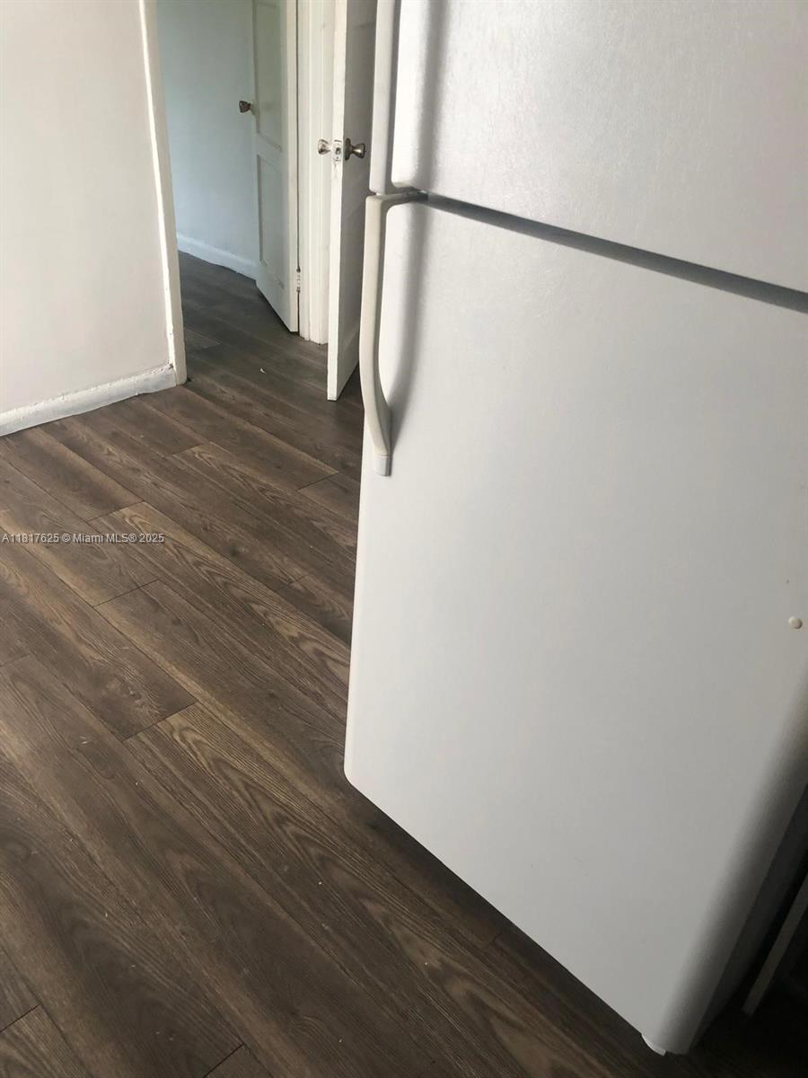 NORTH HOLLYWOOD - Residential Lease