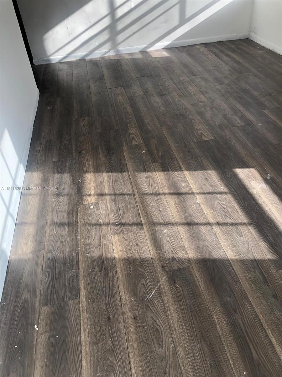 NORTH HOLLYWOOD - Residential Lease