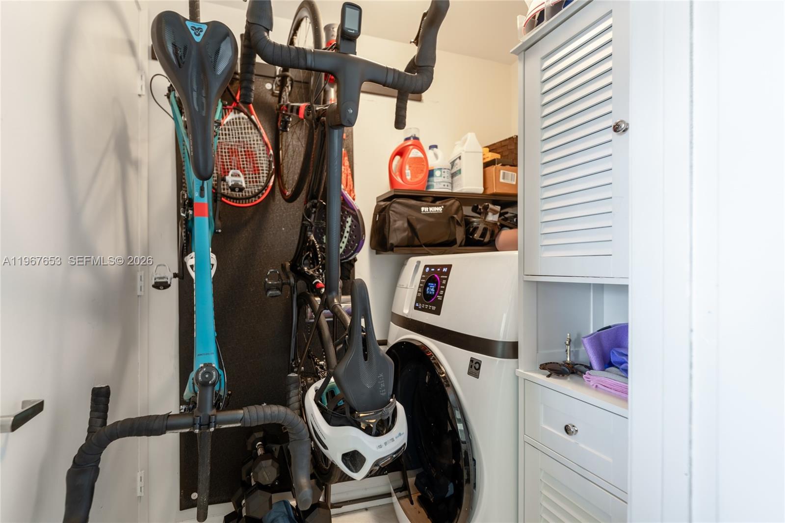 ICON BRICKELL NO TWO COND - Residential