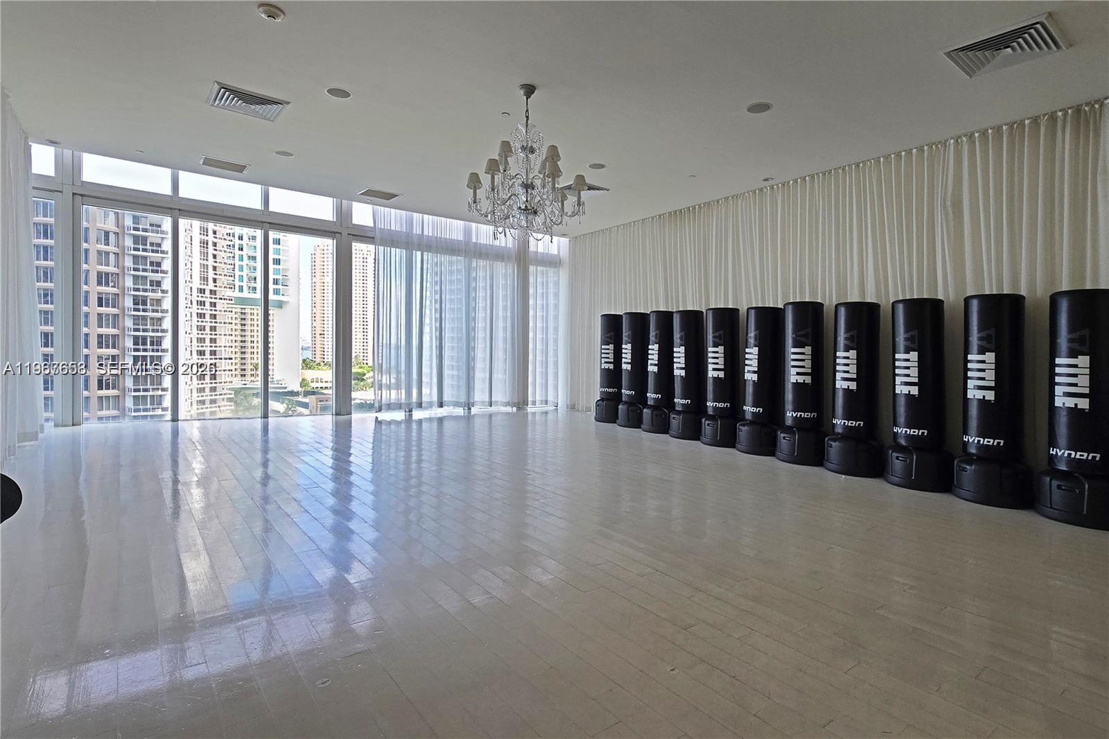 ICON BRICKELL NO TWO COND - Residential