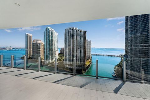 300 Biscayne Blvd Way 2002 Miami FL 33131