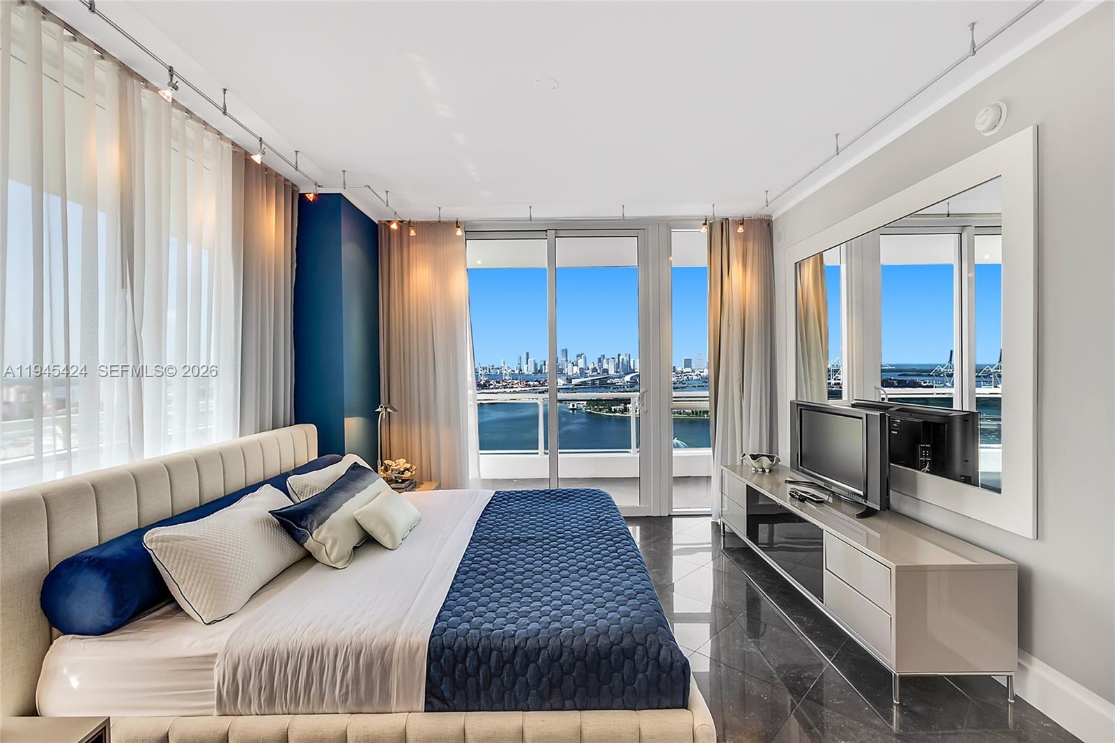 THE BENTLEY BAY CONDO - Residential