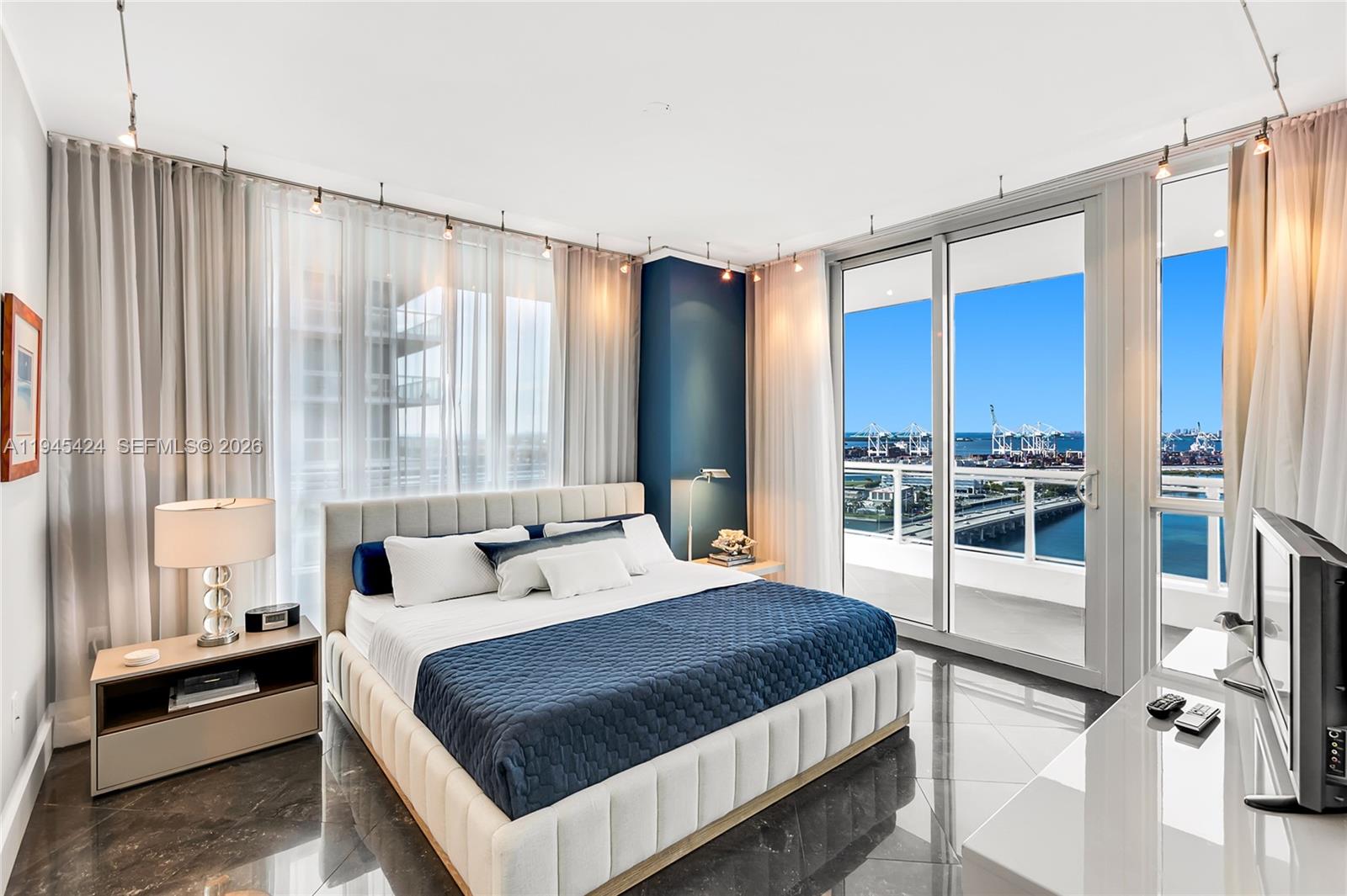 THE BENTLEY BAY CONDO - Residential