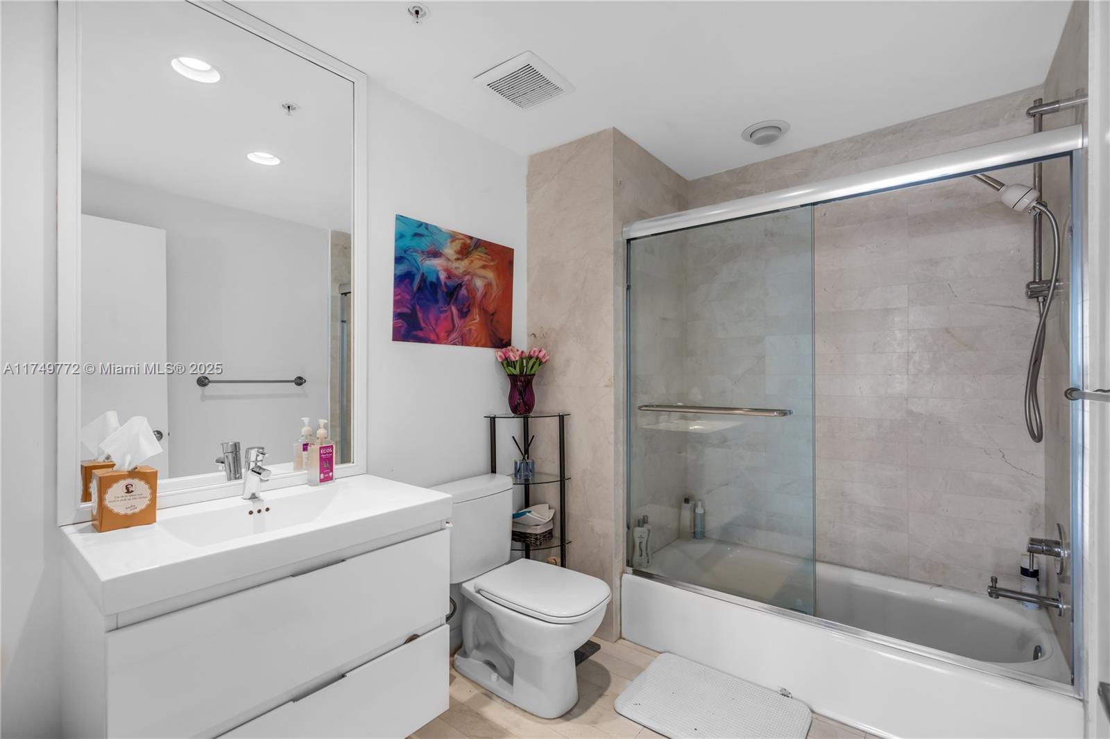 MARINA PALMS RESIDENCES S - Residential