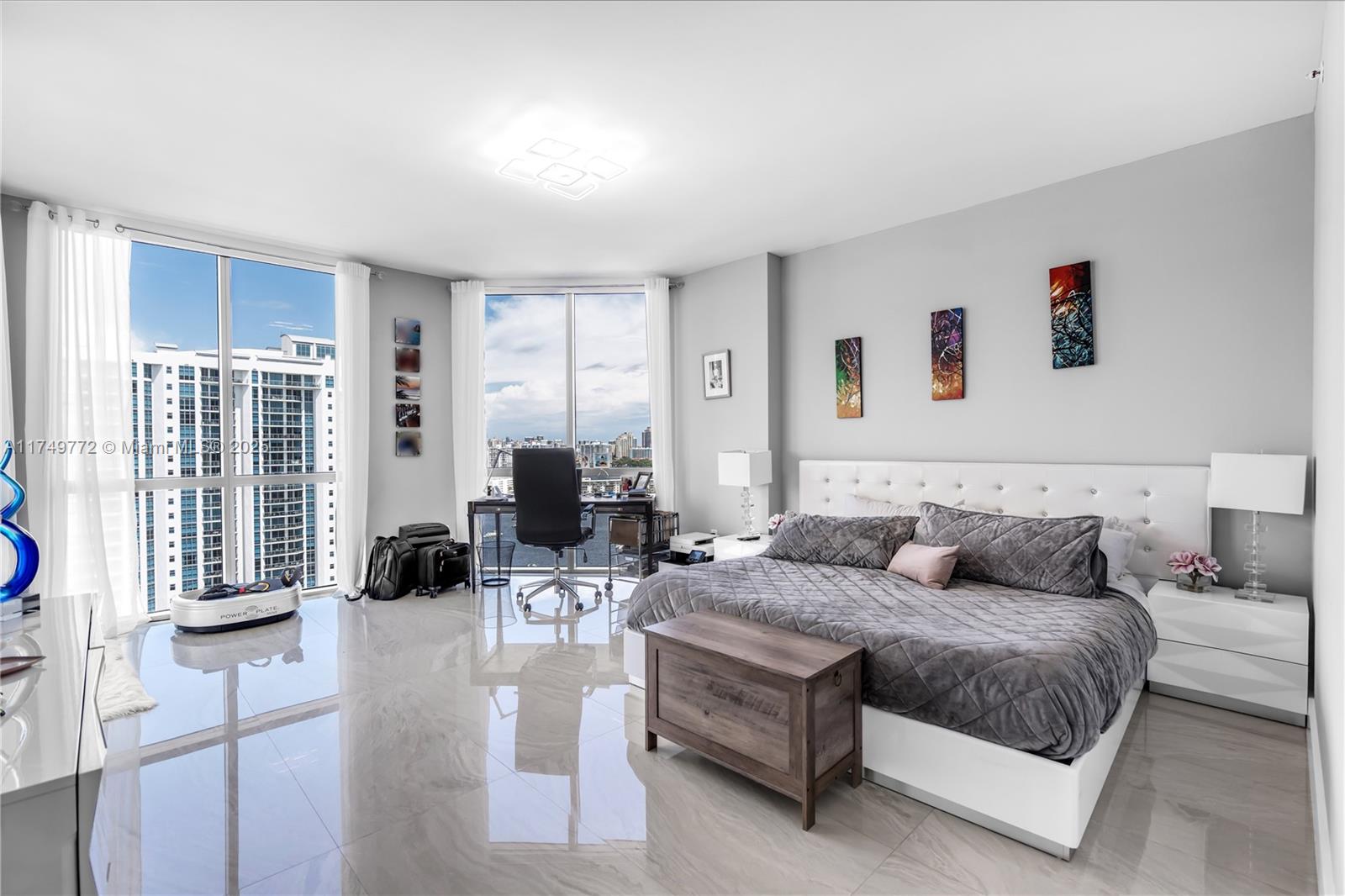 MARINA PALMS RESIDENCES S - Residential