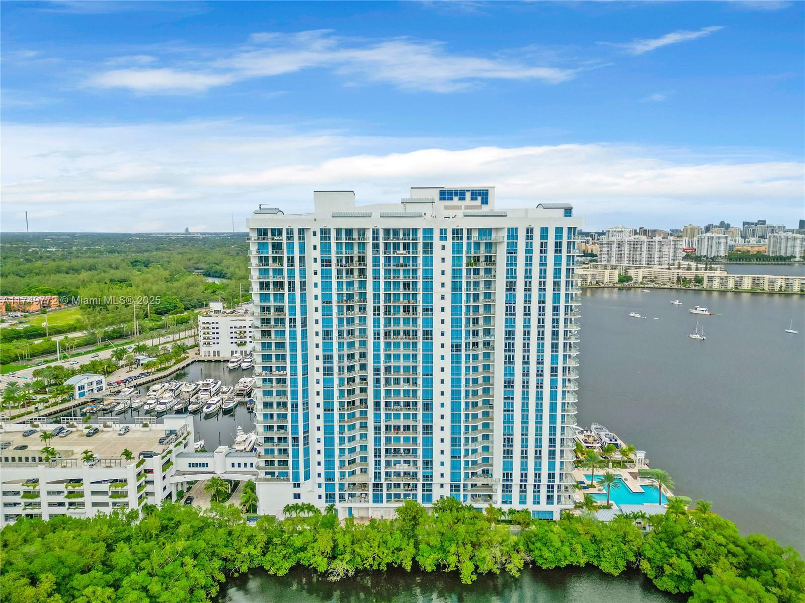 MARINA PALMS RESIDENCES S - Residential