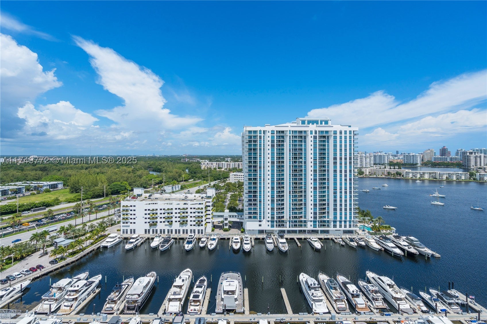 17111 Biscayne Blvd 2001