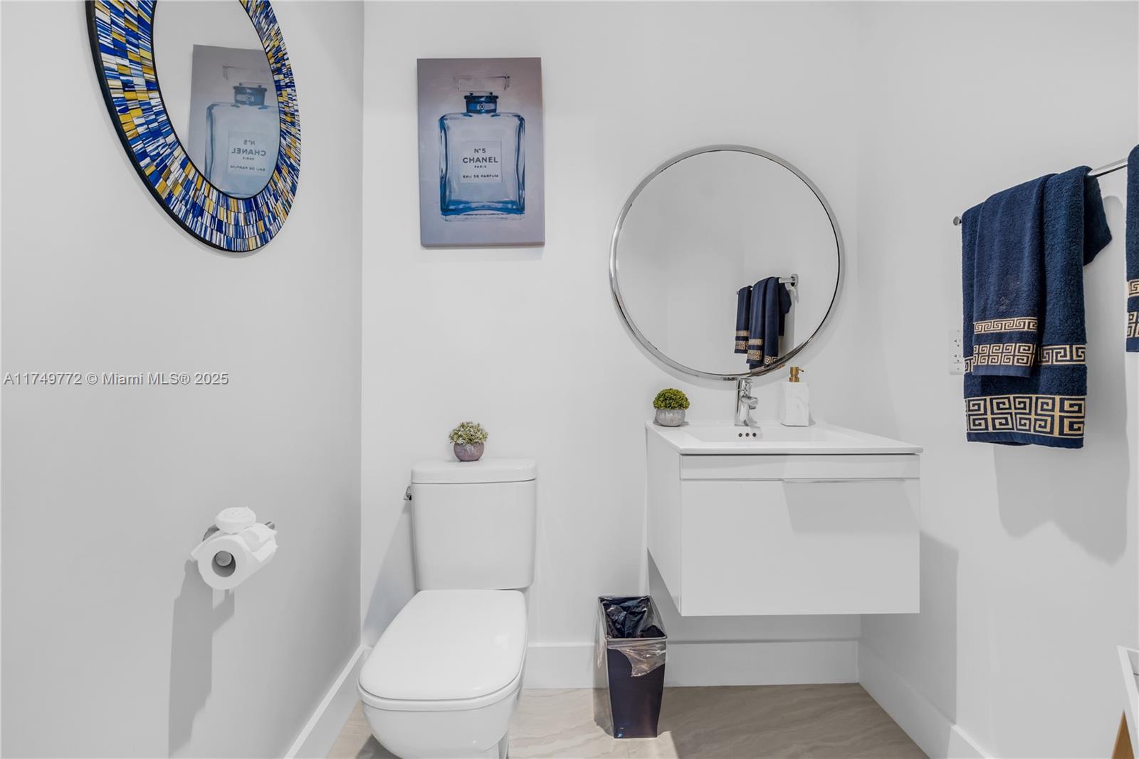 MARINA PALMS RESIDENCES S - Residential