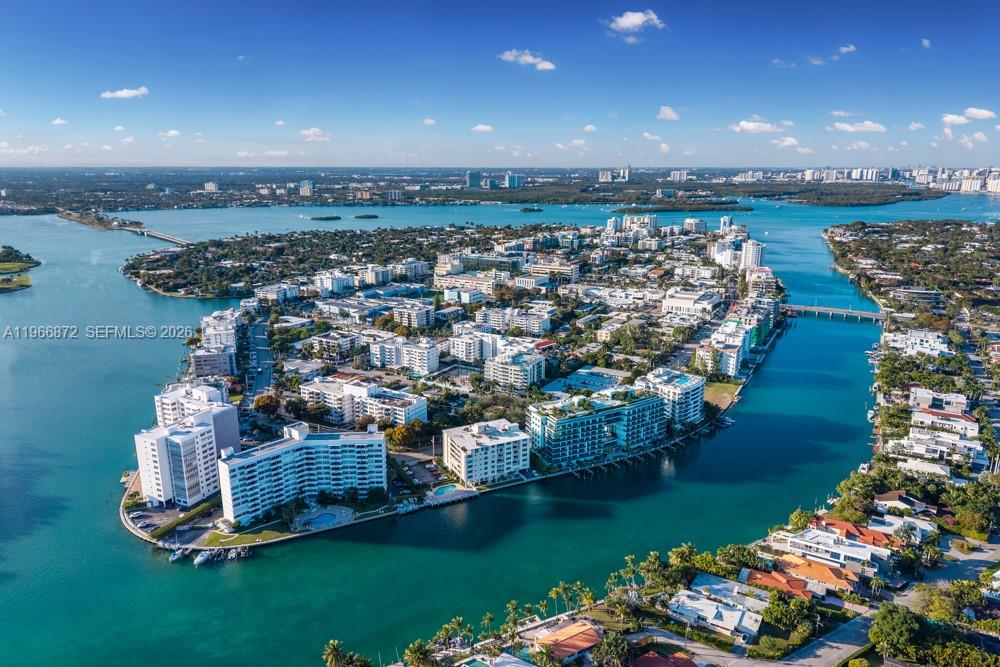 CARAVELLE CONDO - Residential