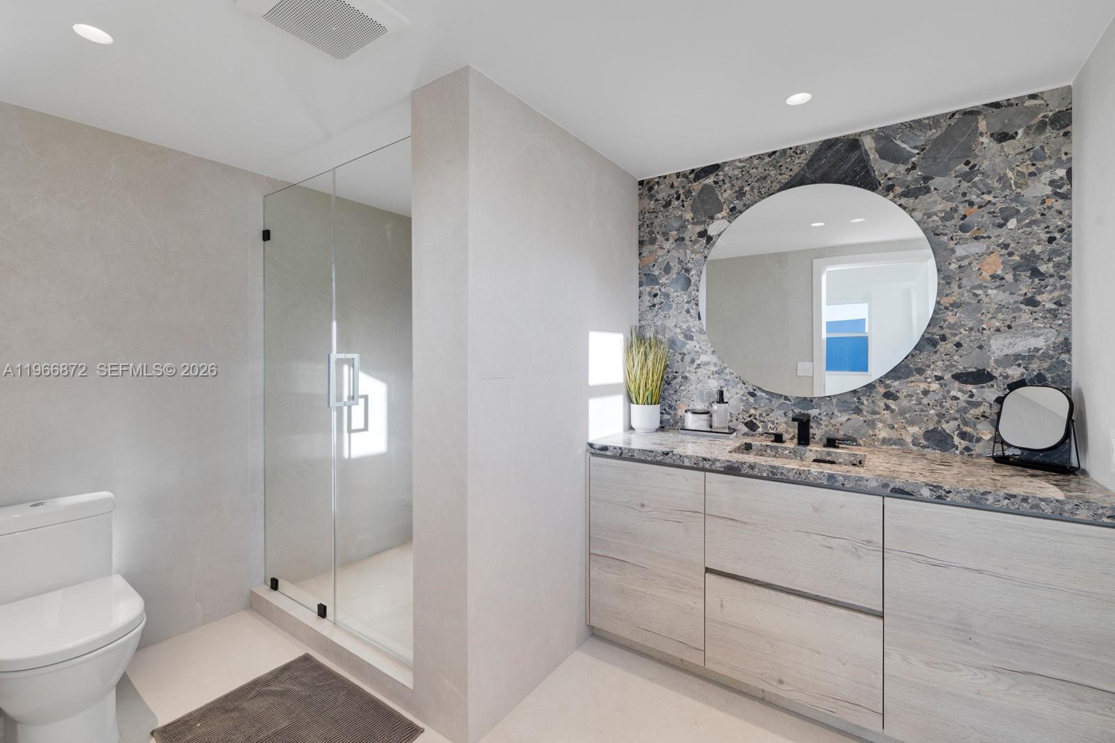 CARAVELLE CONDO - Residential