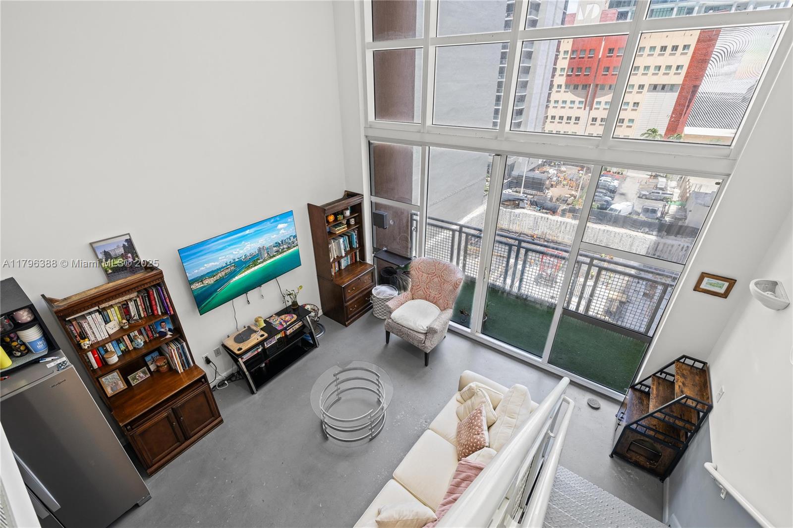 VIZCAYNE NORTH CONDO - Residential