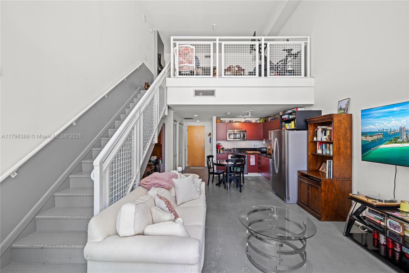 VIZCAYNE NORTH CONDO - Residential