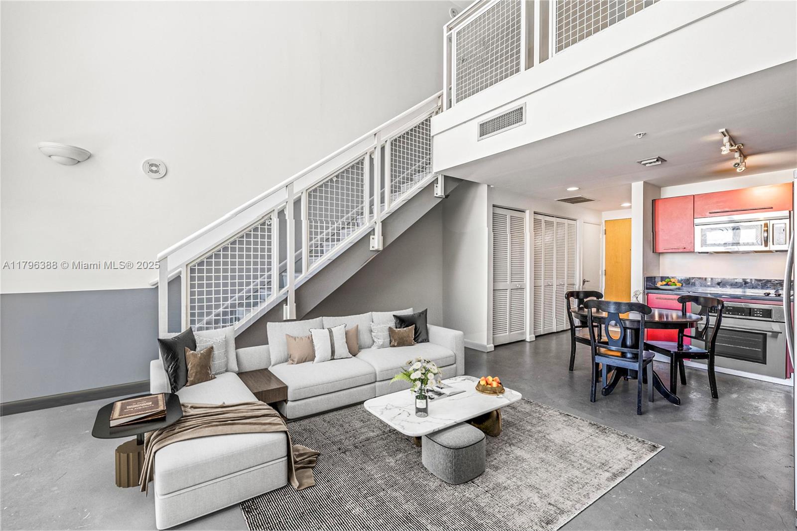 VIZCAYNE NORTH CONDO - Residential