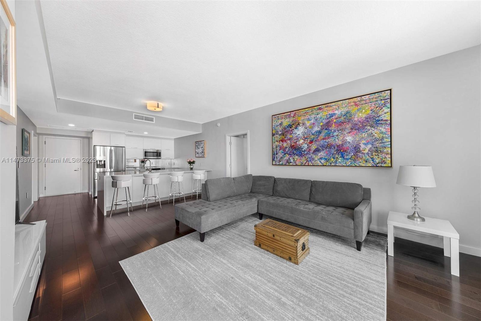 QUANTUM ON THE BAY CONDO - Residential