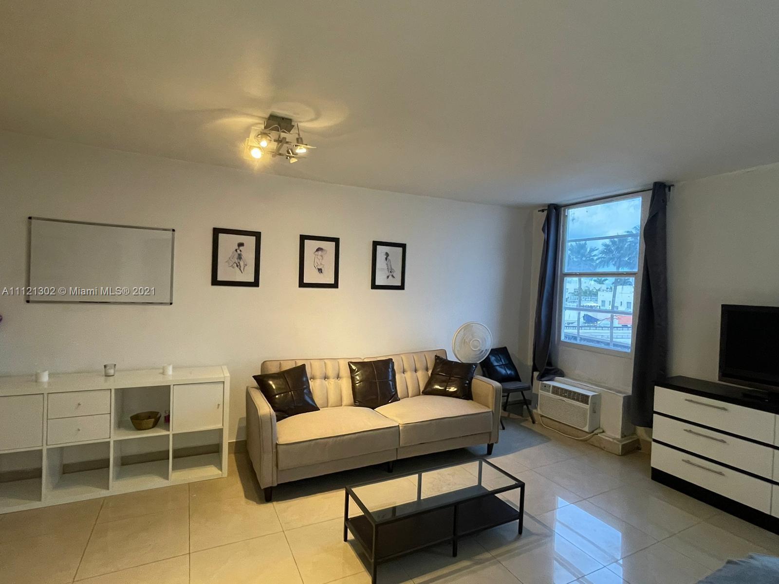 HAMPTON ON WASHINGTON AV - Residential Lease