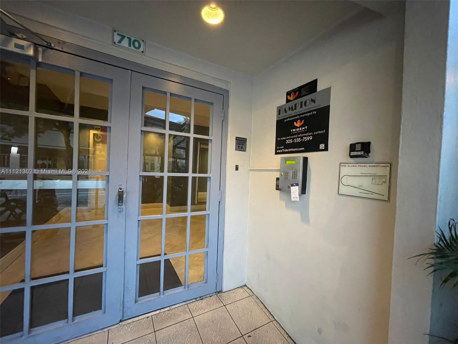 HAMPTON ON WASHINGTON AV - Residential Lease