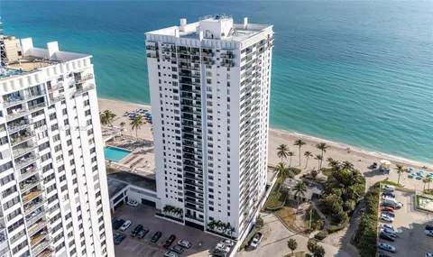 2301 S Ocean Dr Unit 1102, Hollywood, FL 33019 - MLS#: A11753956