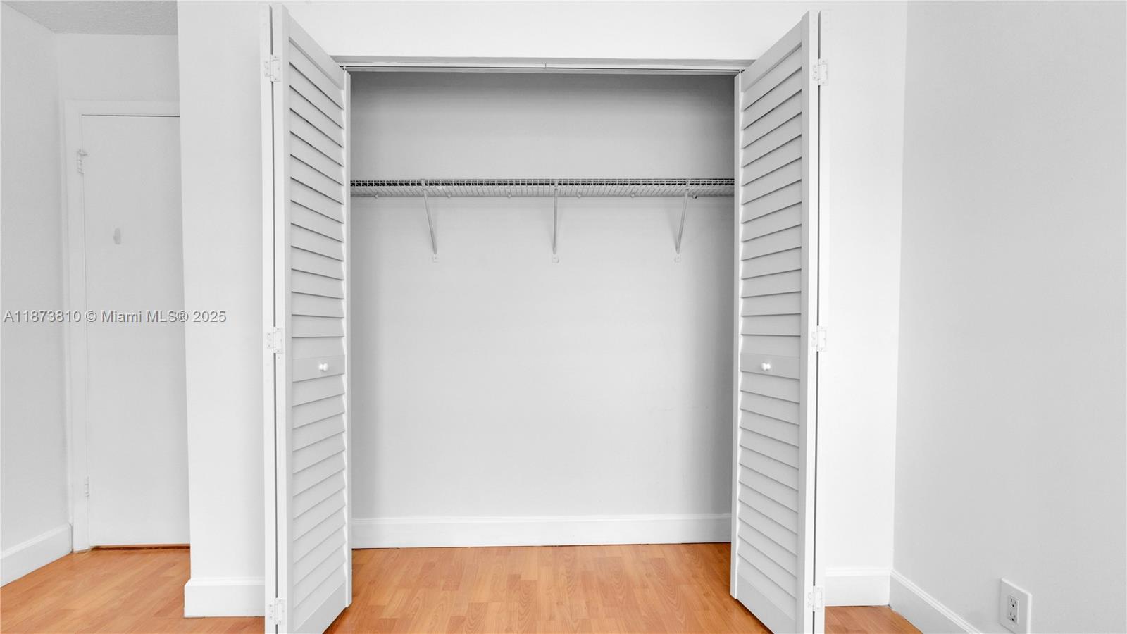 VILLA HOMES AT THE MOORS - Residential