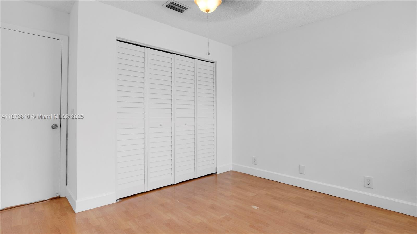 VILLA HOMES AT THE MOORS - Residential