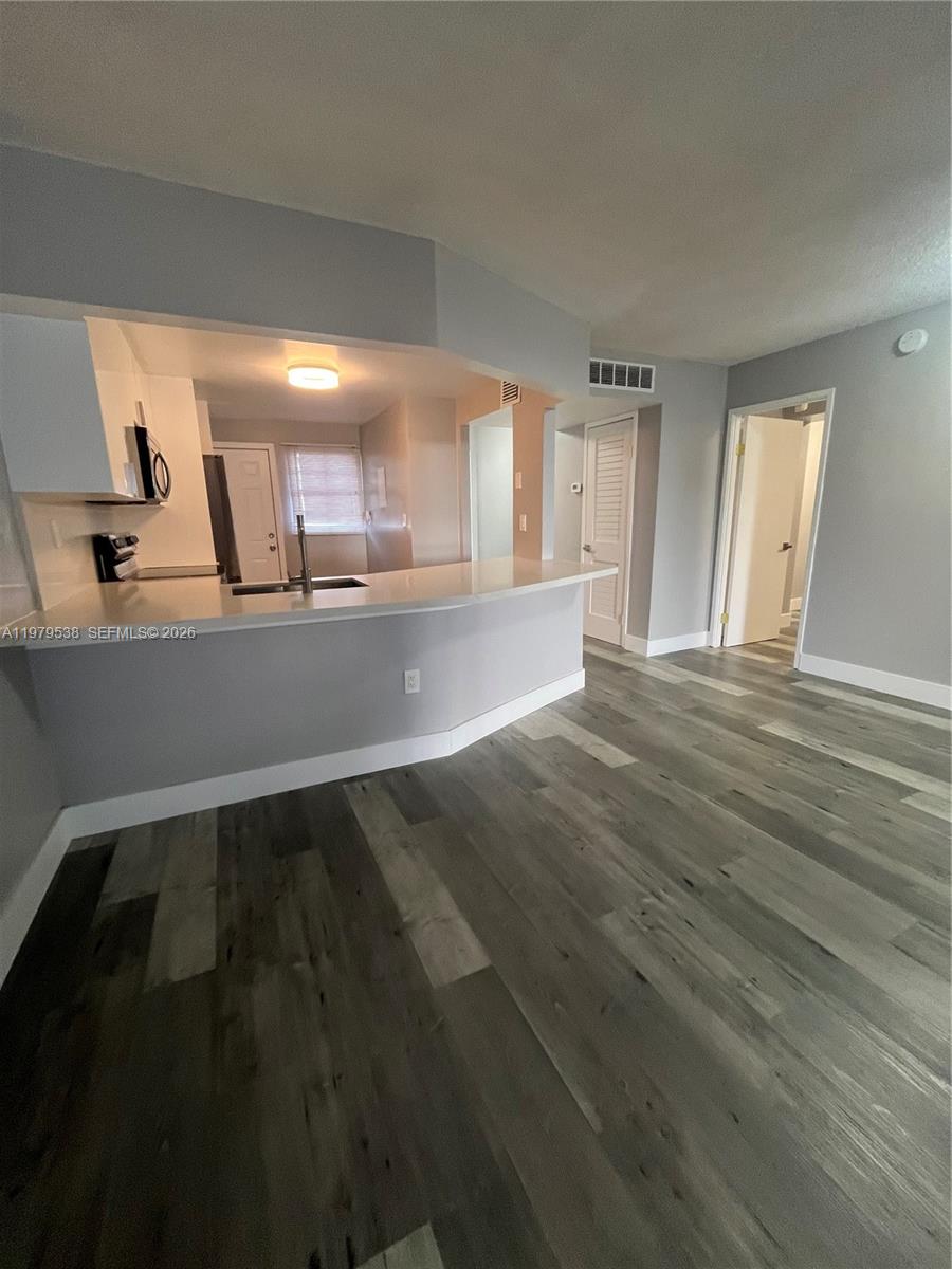 JADE WINDS GROUP-DAISY GA - Residential