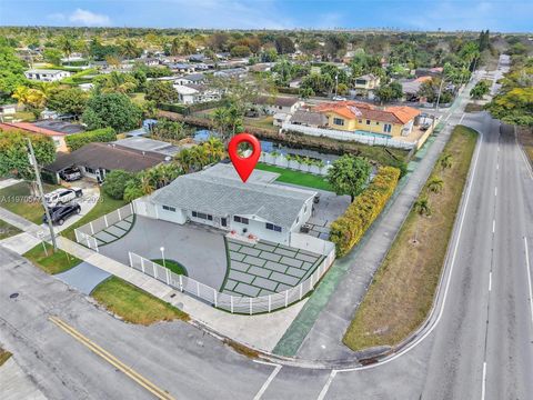 5521 SW 104th Ave Miami FL 33165