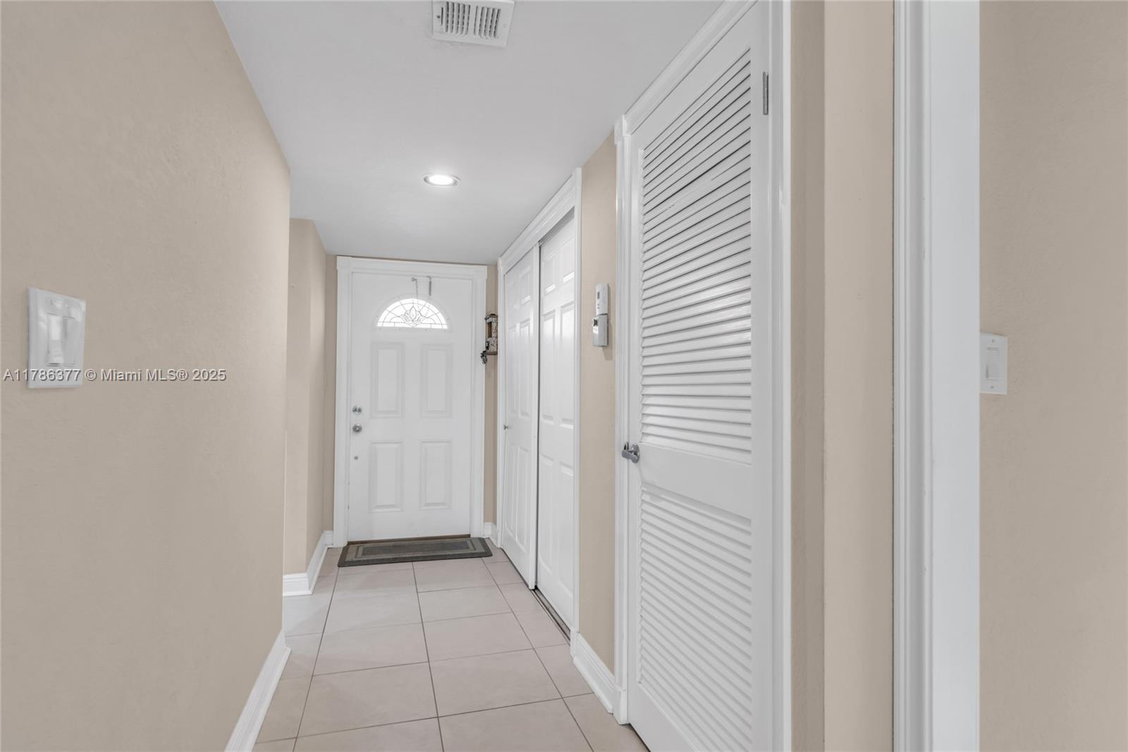 HOLLYBROOK GOLF AND TENNIS - Residential