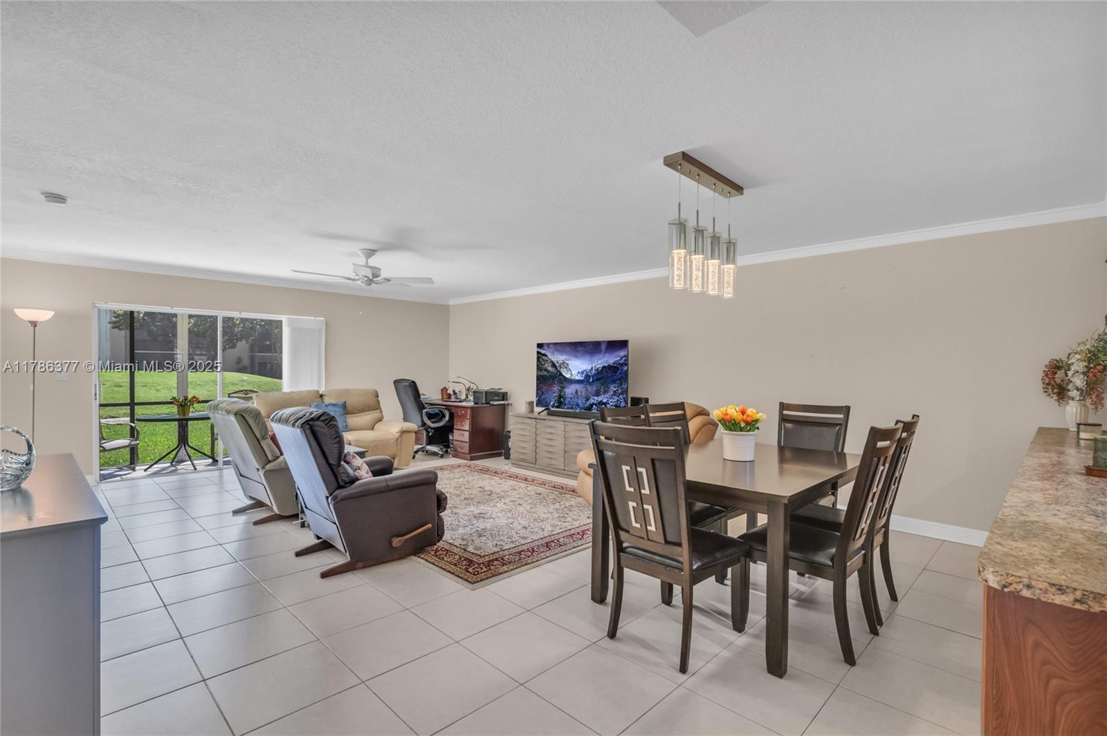 HOLLYBROOK GOLF AND TENNIS - Residential