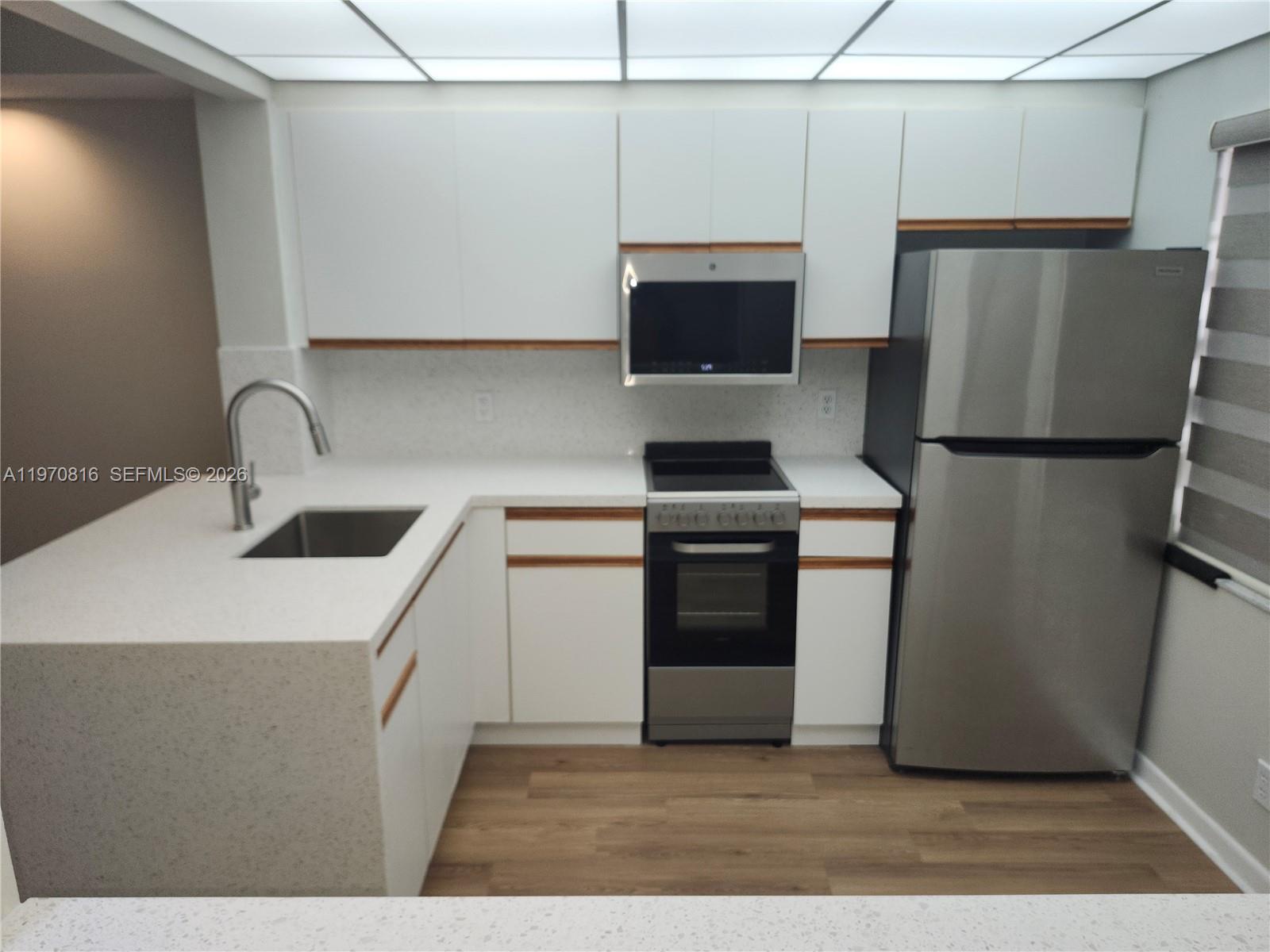 CAMBRIDGE AT CENTURY VILL - Residential