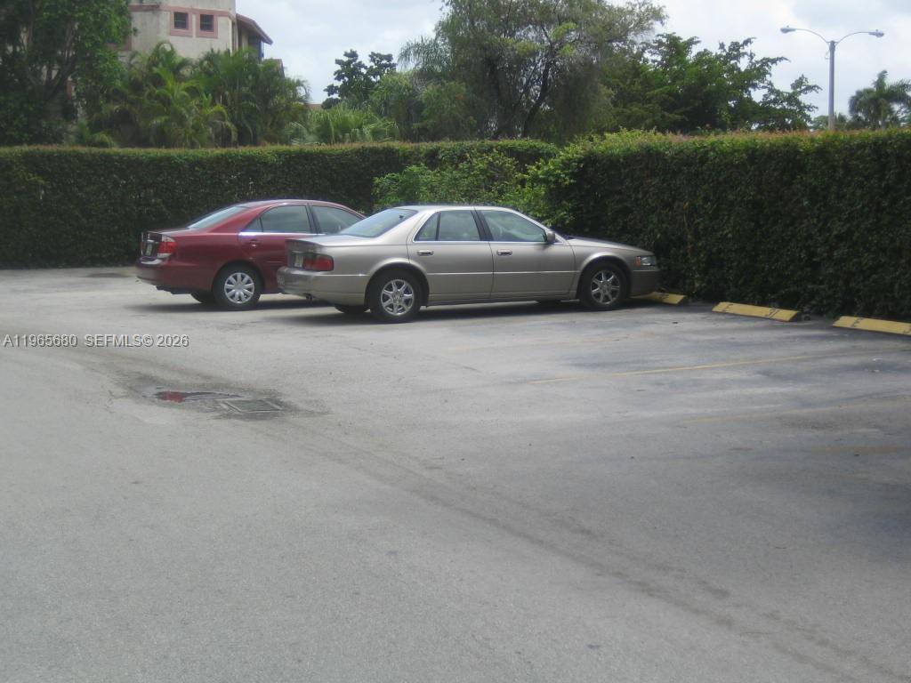 GARDEN LAKE TOWERS CONDO - Residential Lease