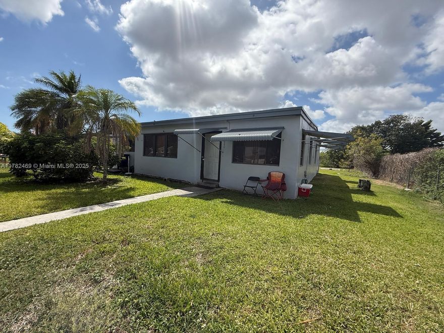 MOTIVATED SELLERS! Spacious 4-bed, 2-bath single-family home on a spacious large 10,500 sq ft lot in Miami! Featuring a brand new roof and new A/C. Property needs a little TLC. Enjoy a serene neighborhood with easy access to schools, parks, and highways. Don’t miss out—schedule your tour today! Please note this property is tenant occupied.