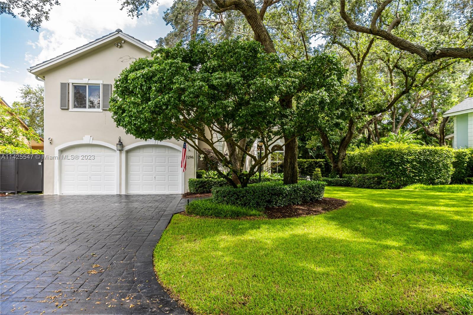 CUTLER OAKS - Residential