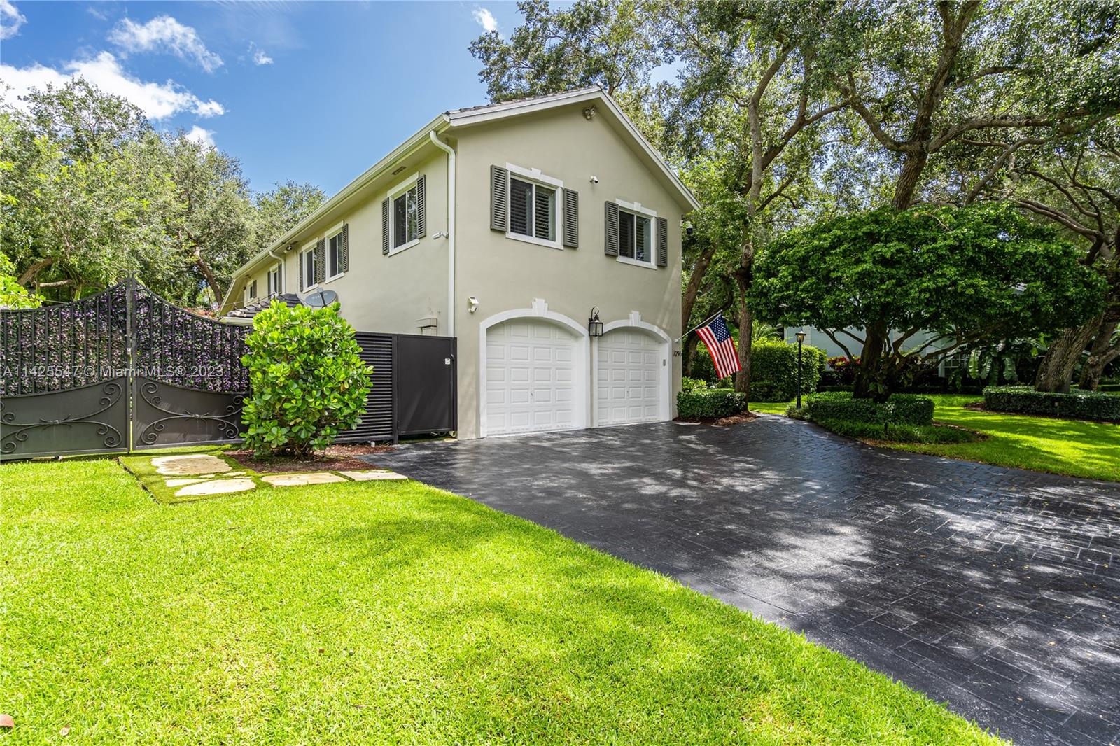 CUTLER OAKS - Residential