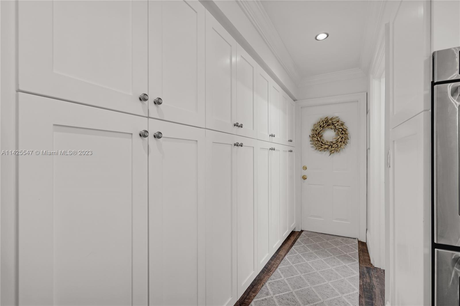 CUTLER OAKS - Residential