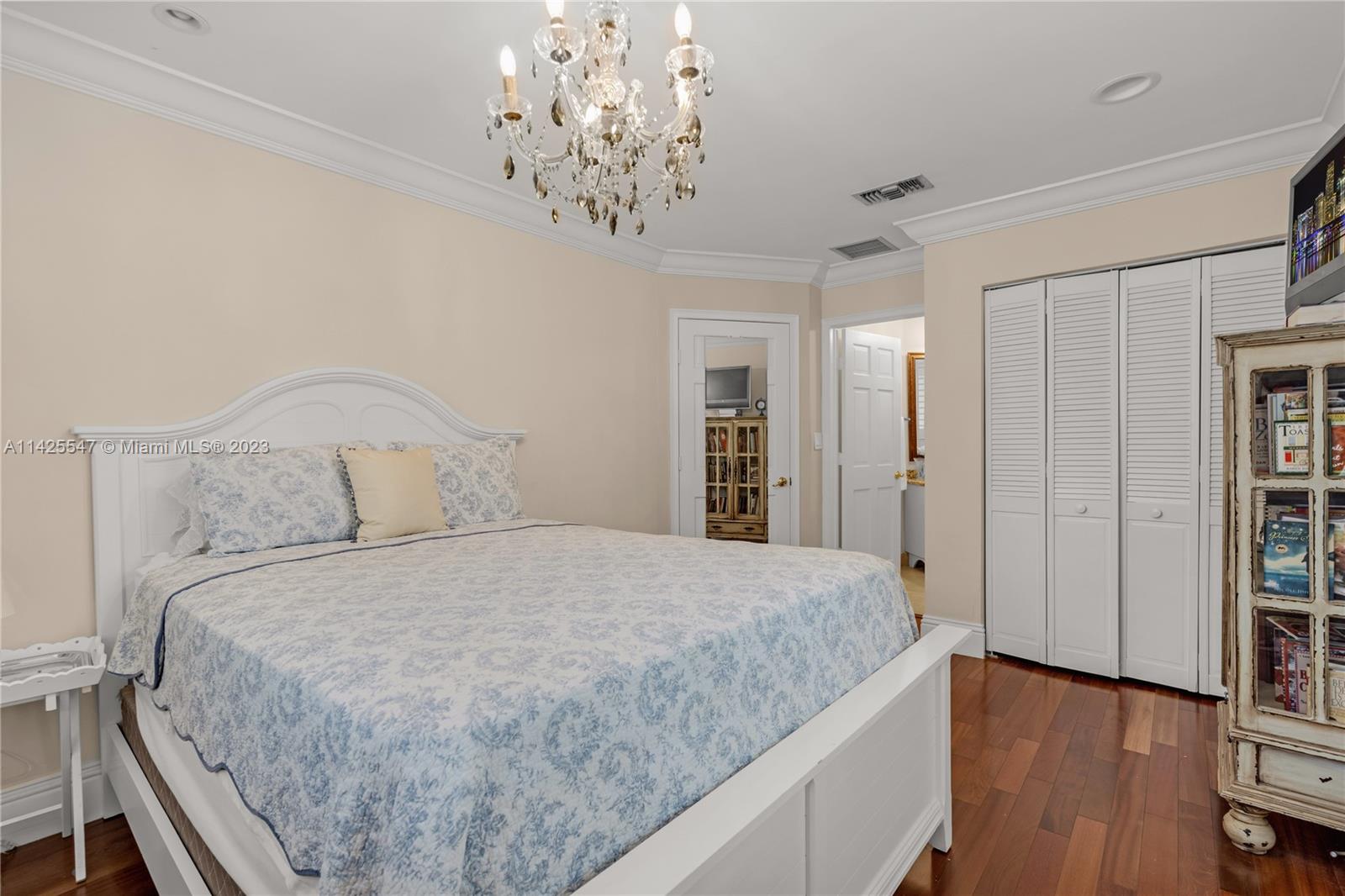 CUTLER OAKS - Residential