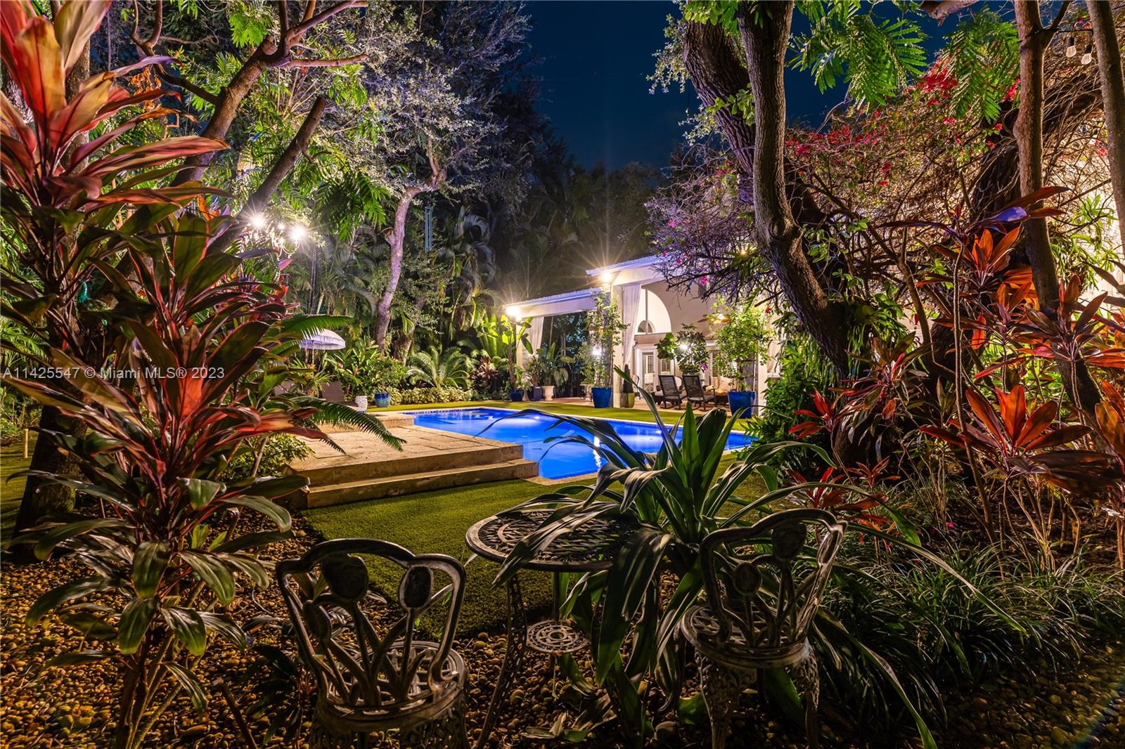 CUTLER OAKS - Residential