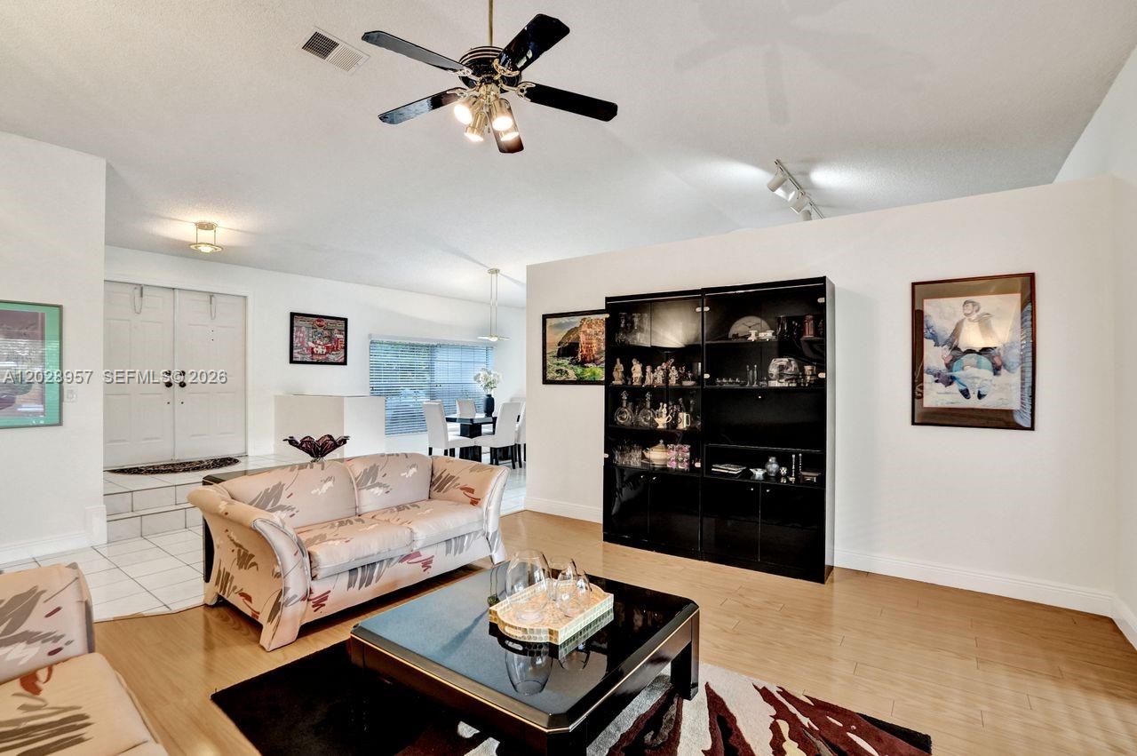 SAVANNAH PLAT 1 - Residential