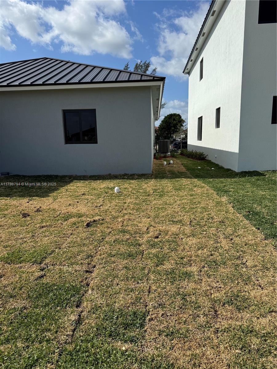 HIGHLAND ESTATES - Residential