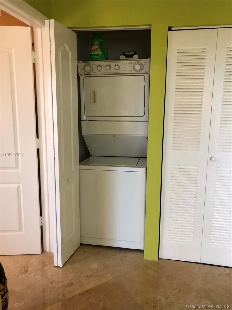 GABLES VIEW CONDO - Residential Lease